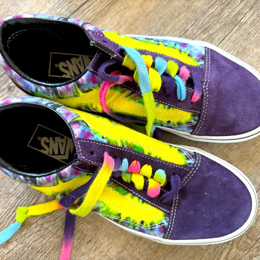 Rainbow vans women 8.5 men’s 7